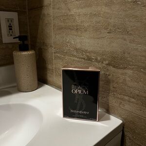 Yves Saint Laurent Black Opium (brand new) FAST SHIPPING